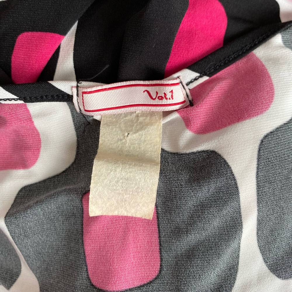 Retro Patterned Blouse - Picture 4 of 4